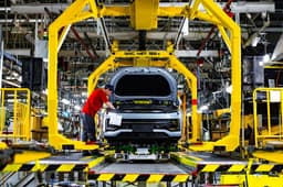 На заводе «Москвич» запустили главный конвейер. Предприятие начинает подготовку к мелкоузловой сборке