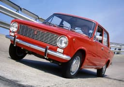 В России насчитали 1,1 млн машин старше 35 лет