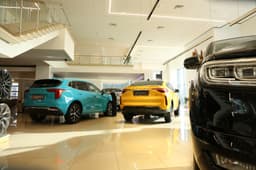 Автомобильный рынок России в апреле вырос почти в три раза и вернулся в пятерку европейских лидеров