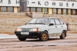 Average age of a car in Russia is almost 15 years