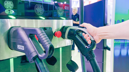 Создана российская зарядная станция для электромобилей, позволяющая заряжать несколько авто одновременно