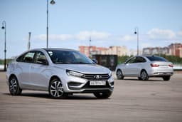 АвтоВАЗ рассказал о рекордных продажах в июне. Хиты – Lada Granta и Lada Vesta