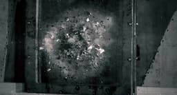 В России разработали суперстекло для локомотивов и военных истребителей