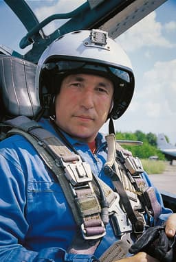 ОАК получила патент на способ управления группой дронов пилотом самолета