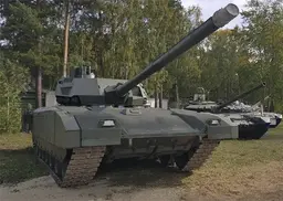 Превосходит израильский Merkava: в Ростехе считают, что танк Т-14 «Армата» неприятно удивит противников