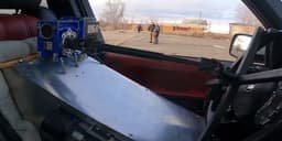 Испытывается новый российский комплекс беспилотного управления авто и бронетехникой 