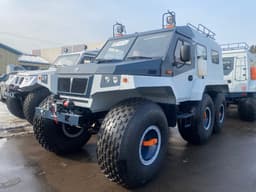 Двигатель Hyundai D4BH и алюминиевый кузов: «Трэкол» показал новый снегоболотоход «ВЕГА-BH»