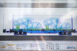 Наркотики, оружие, взрывчатку не ввезти — у России появились новые инспекционно-досмотровые комплексы 