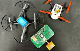 Для складских роботов и роя дронов: в НИУ «МЭИ» разработали систему навигации с помощью радиомаяков