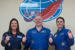 Шесть часов до старта — на Байконуре идут последние приготовления к запуску космического корабля «Союз МС-25»