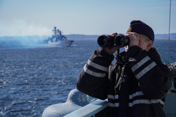 Севфлот РФ провёл учебные стрельбы в Баренцевом море