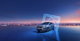 «Прекрасная слаженность с мотором»: автоэксперт Кадаков протестировал LADA Vesta с вариатором