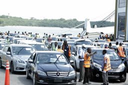 Ввоз машин в Россию по «серым» каналам стал невыгодным: цены выросли на 30-40%