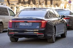 Вместо Toyota Camry: российские военные пересаживаются на китайский премиум