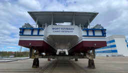 Катамаран «Форт Тотлебен» готовится к ходовым испытаниям перед передачей заказчику