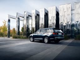 Внедорожник Aurus Komendant подорожал до 50 млн рублей