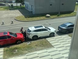 Новый кроссовер «Москвич 8» засветился на дороге до начала официального производства