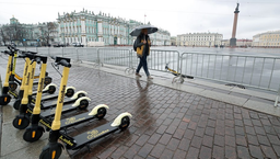 Петербург из-за ПМЭФ оставили без самокатов: власти северной столицы запретили использование СИМ в шести районах города