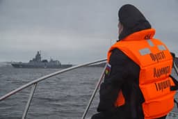 Под пристальным взглядом США: американские корабли задействовали для слежки за вооруженным «Цирконами» «Адмиралом Горшковым»