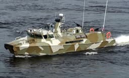 «Хищник» выйдет на охоту: российские военные катера «Раптор» предложили вооружить установками РСЗО