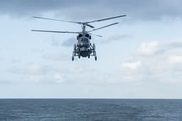 Российский фрегат «Адмирал Горшков» в Атлантике отыскал вражеские подводные лодки с вертолётом