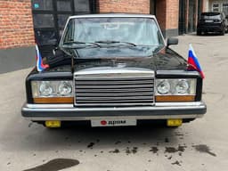 Aurus по-советски: правительственный лимузин ЗИЛ-4104 продают в России