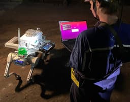 В России впервые отправили в шахту робособаку