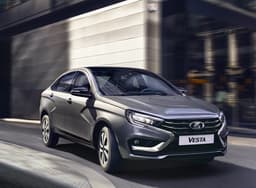 АвтоВАЗ вновь выпускает с конвейера некомплектные LADA Vesta