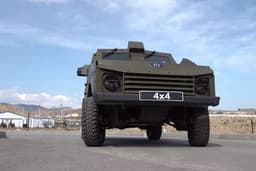 Защитит от патронов АК-74 и АКМ: бронеавтомобиль на базе «Нивы» заметили на фронте