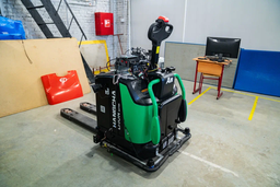 Не приведет к безработице: в МФТИ создали робота-грузчика и кладовщика с нейросетевым зрением