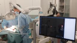 Дезинфицирует раны и восстановит ткани: в Москве создали терапевтическое светодиодное устройство