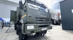 «Росэлектроника» впервые показала командно-штабную машину МП32М1 с рабочим местом оператора разведывательного БПЛА