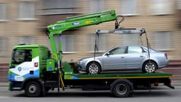 В Госдуме предложили заранее предупреждать водителей об эвакуации транспорта