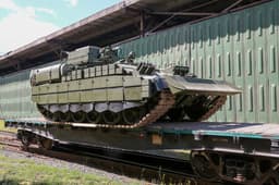 Лучший армейский эвакуатор: танковый тягач БРЭМ-1М превратился в бронированную крепость