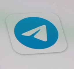 SaluteBot developers have enabled direct publication of bots in Telegram without chat platforms