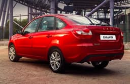 Стало известно, как сильно подорожала LADA Granta за последние три года