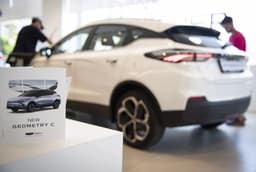 Skoda Kodiaq за 2 млн и BMW X3 за 680 тысяч рублей: машины должников начали продавать в России за смешные деньги