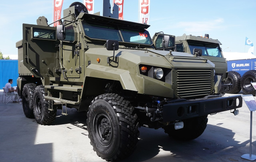 Зверь на передовой: «Ремдизель» задумал выпуск бронемашины З-СТС «Ахмат» в двух версиях