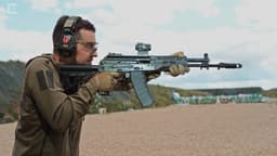 Российский боец сбил «Бабу-ягу» двумя выстрелами из «Калашникова», несмотря на ранение