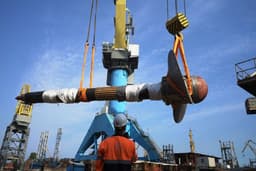 На ледоколе «Чукотка» начали монтаж валопроводов