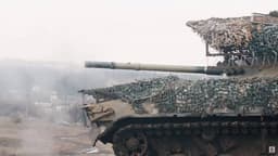 Боевые франкенштейны: российские бойцы переделали танки Т-55, Т-62 и Т-72 в БТР и БМП