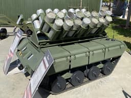 Остановит любое наступление: дистанционно-управляемая машина минирования «Импульс-КПТМ»