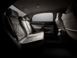 «Не как у Vesta»: обслуживать Lada Aura обещают по высшему разряду 