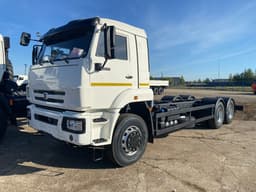 КАМАЗ выпустил на рынок новый трёхосный KAMAЗ-65117-В5