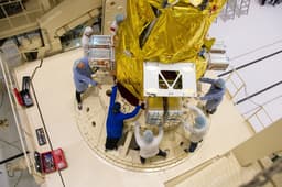 На Восточном завершили сборку космической головной части с 55 спутниками