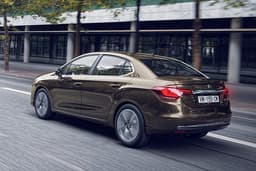 В России в продаже появился Сitroen C4