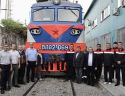 Новая жизнь уникального локомотива: в Ростове отремонтировали электровоз ВЛ82М