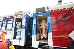 Поезд Деда Мороза выехал в новогоднее путешествие из Великого Устюга: праздничный состав прибудет в Москву 3 января