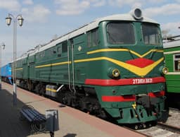 Для тепловозов ТЭ10: KMZ разработал технологию заливки части дизельного двигателя 10Д100