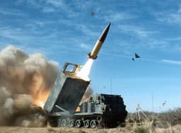 Справились с ATACMS: ЗРС С-400 и ЗРПК «Панцирь» сбили шесть американских ракет